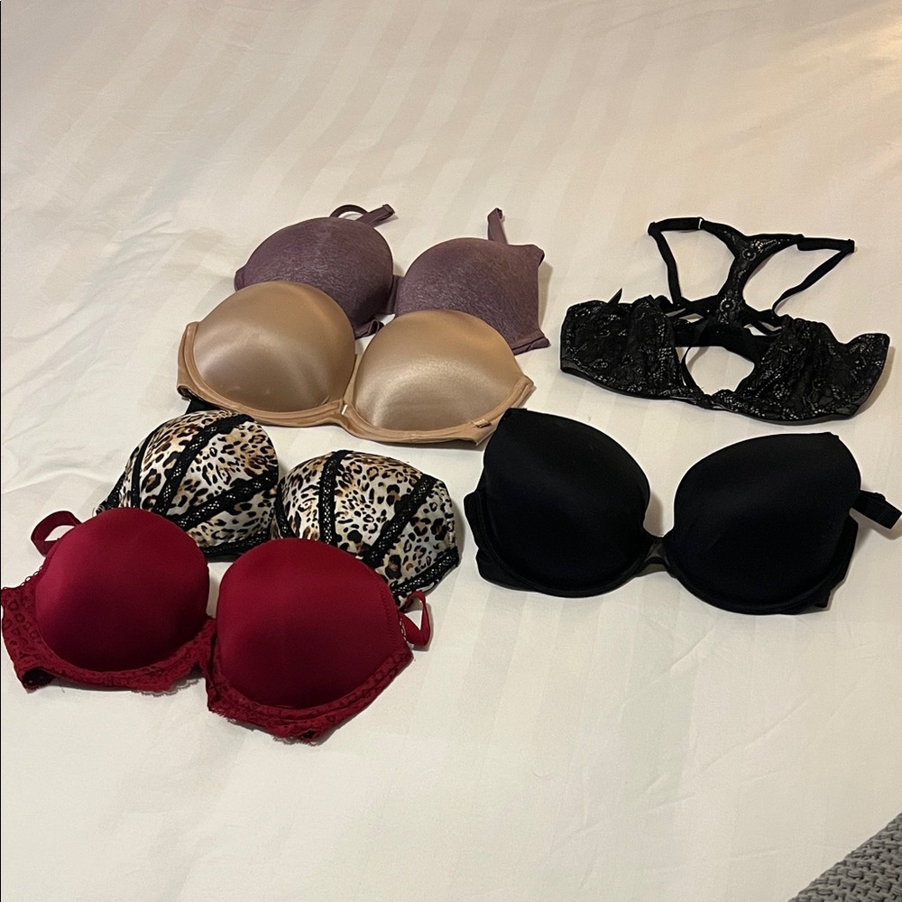 Victoria’s Secret bra lot 32DD (6 included)